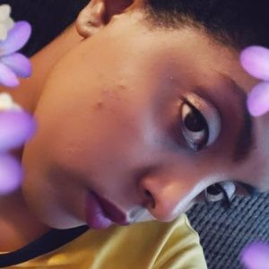 Meet your Posher, Adiam